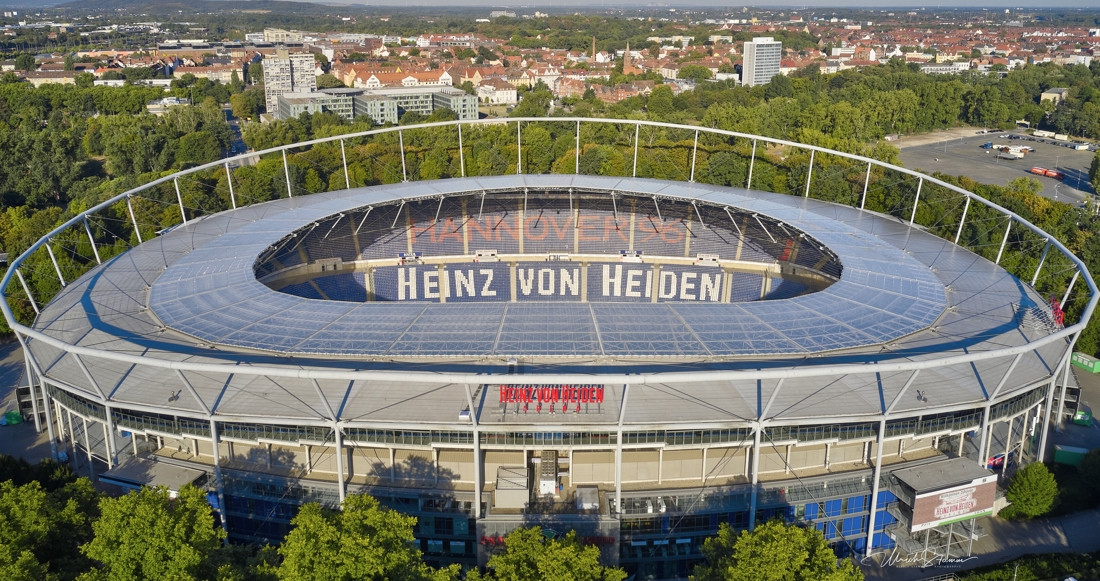 Heinz von Heiden-Arena - Cover Image