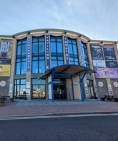 Weymouth Pavilion - Venue profile, concert dates, gigs and ticket information