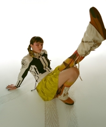 Benee - Artist profile, concert dates, gigs and ticket information